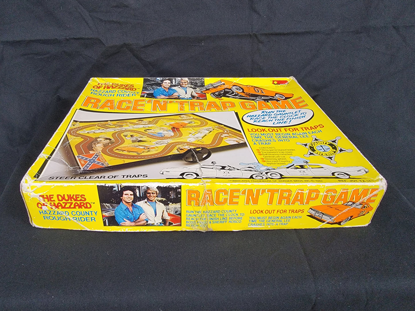 Dukes Of Hazzard Race 'N' Trap Game - 1982