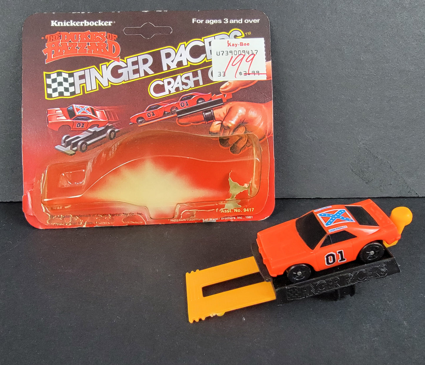 Dukes of Hazzard Finger Racer Crash Car (General Lee) - 1980