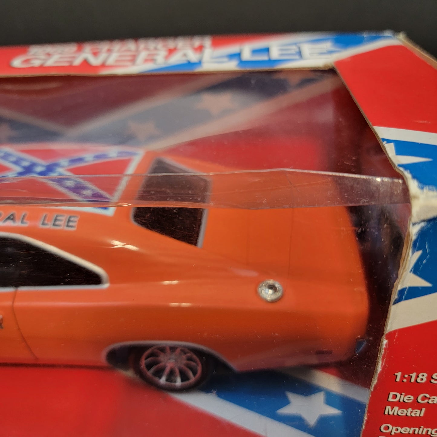 1:18 1969 Dodge Charger "General Lee" - 2000